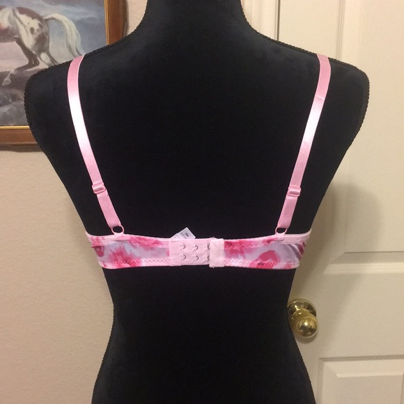 ❤️ 2 for $10 - Bran New Light Pink Bra - Picture 2 of 3